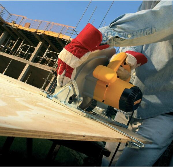 DEWALT D23700-B5 235mm, 1750W, 4700rpm 86mm Doc Circular Saw - Image 3